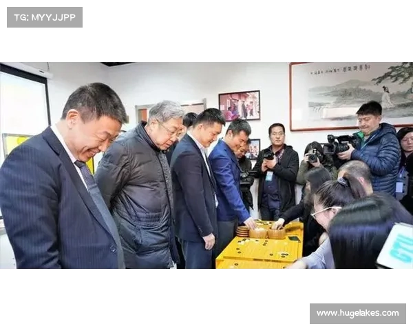 林建社区银龄棋手聚首 楚河汉界共庆老年节